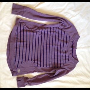 Kenneth Cole comfy long sleeve front kangaroo pkt